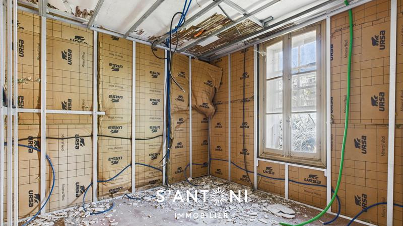 Maison - 200 m² - 9 pièces