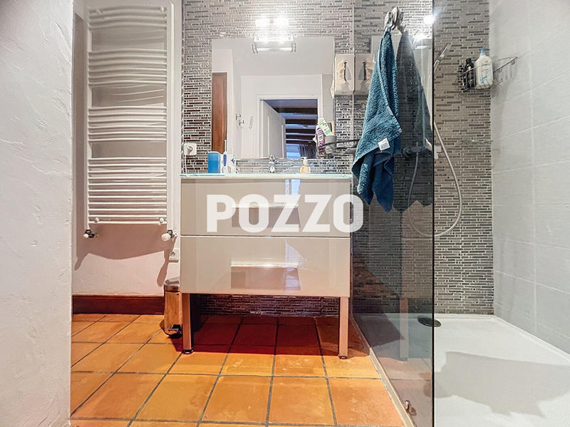 Maison - 272 m² - 7 pièces