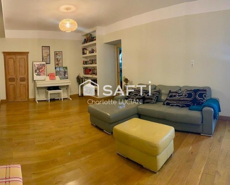 Appartement - 110 m² - 5 pièces