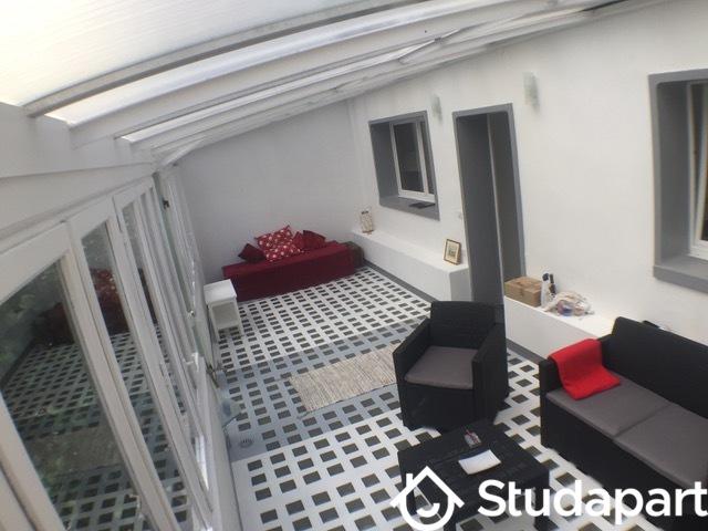 Chambre - 11 m² - 1 pièce