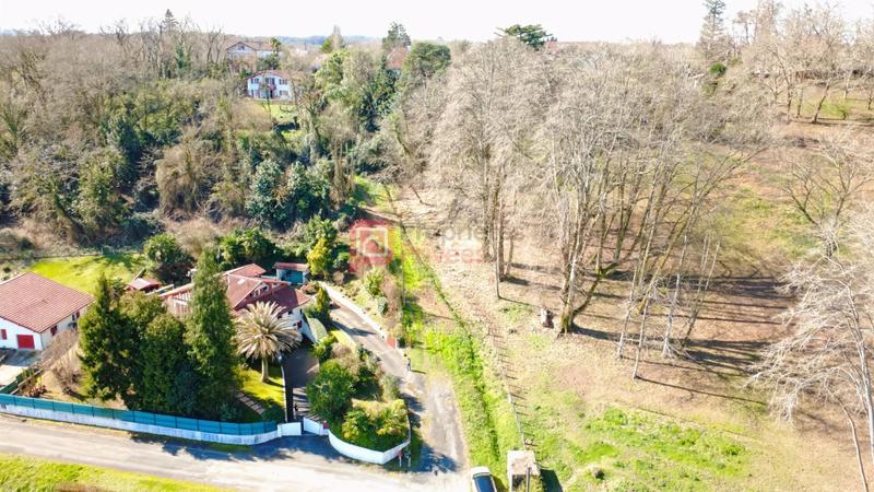 Maison - 169 m² - 7 pièces