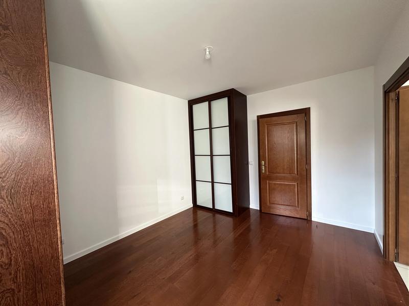 Appartement - 112 m² - 5 pièces