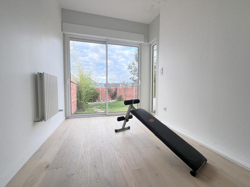 Maison - 122 m² - 6 pièces