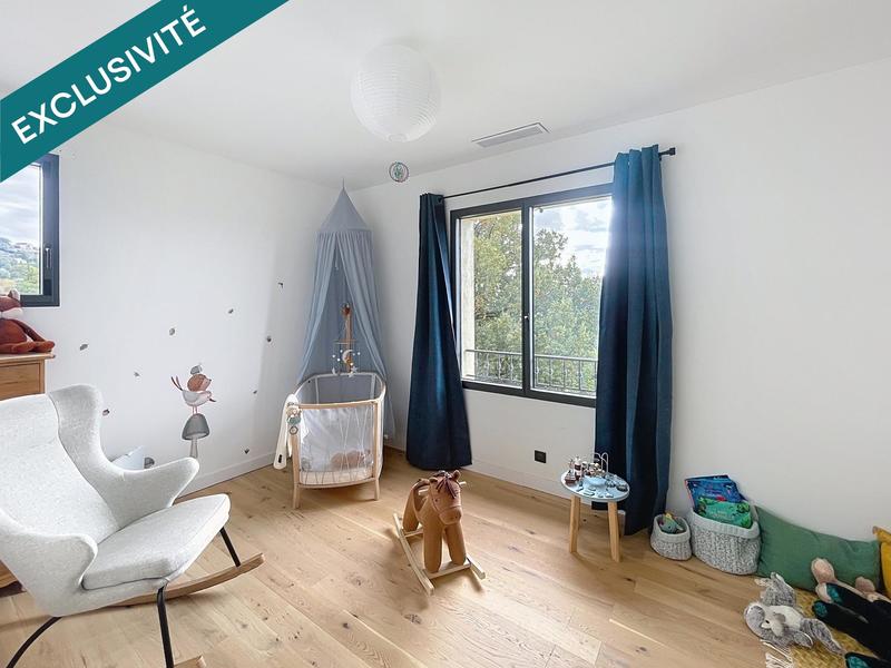 Maison - 183 m² - 6 pièces