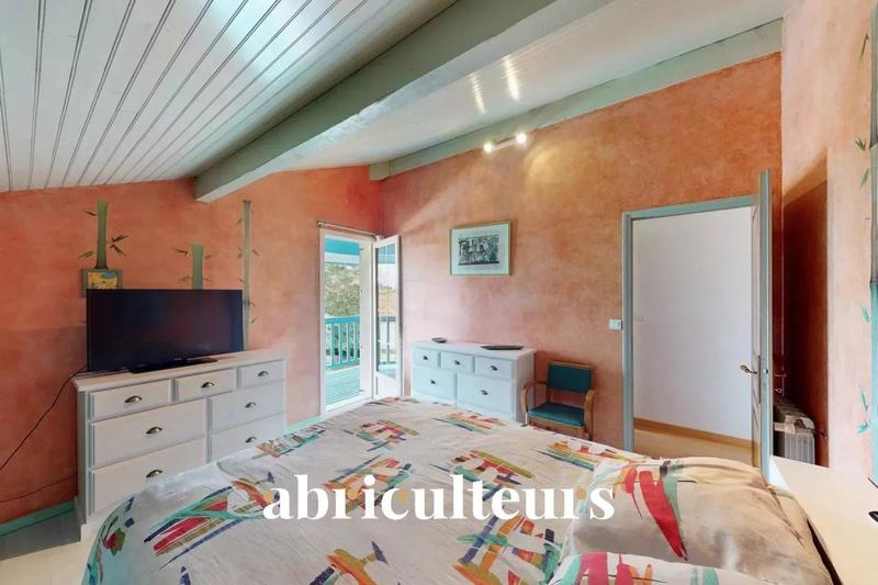 Maison - 160 m² - 5 pièces