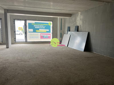 Local commercial - 93 m²