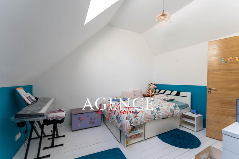 Maison - 139 m² - 5 pièces