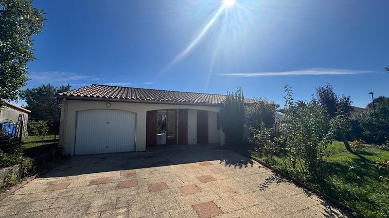 Maison - 90 m² - 4 pièces