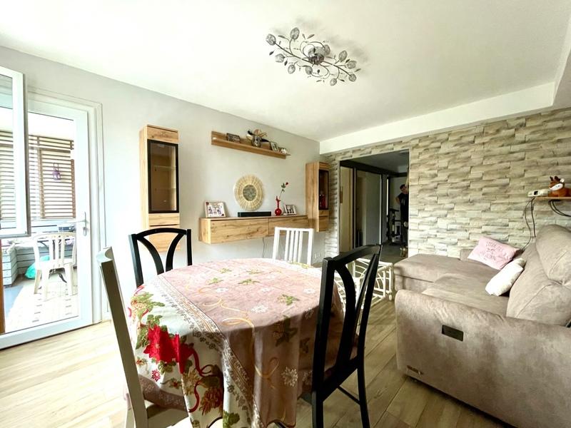 Appartement - 70 m² - 3 pièces