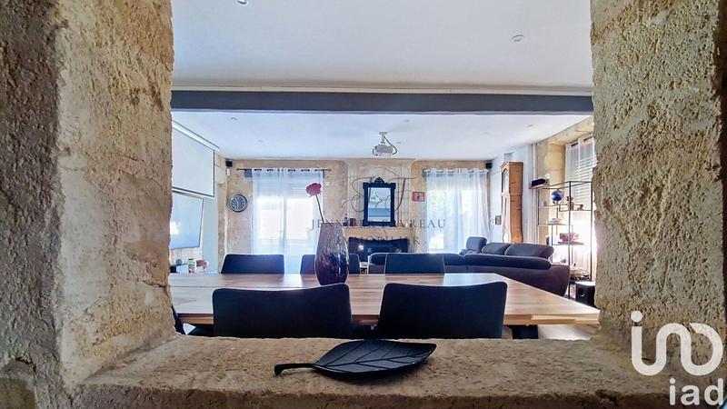 Maison - 200 m² - 6 pièces