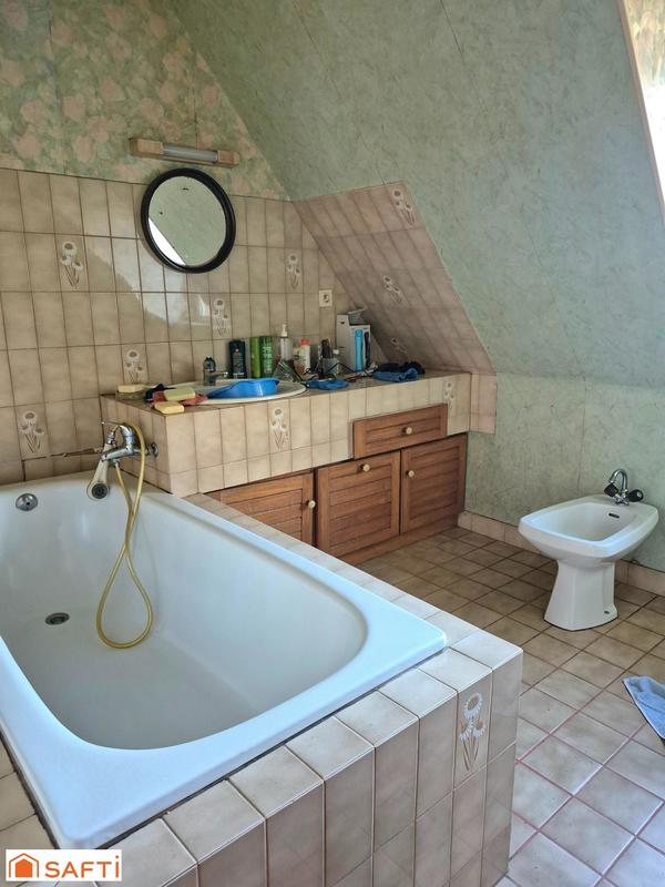 Maison - 112 m² - 7 pièces