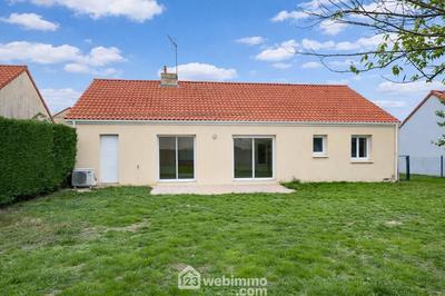 Maison - 105 m² - 4 pièces