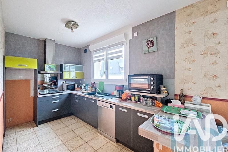 Maison - 190 m² - 11 pièces