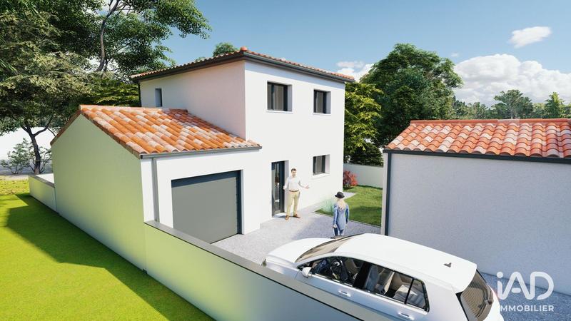 Maison - 99 m² - 5 pièces