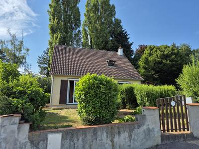 Maison - 94 m² - 5 pièces
