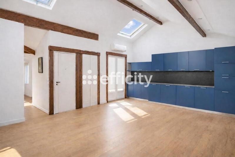 Appartement - 75 m² - 3 pièces