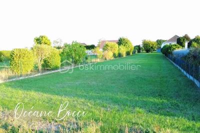 Terrain constructible - 2 111 m²
