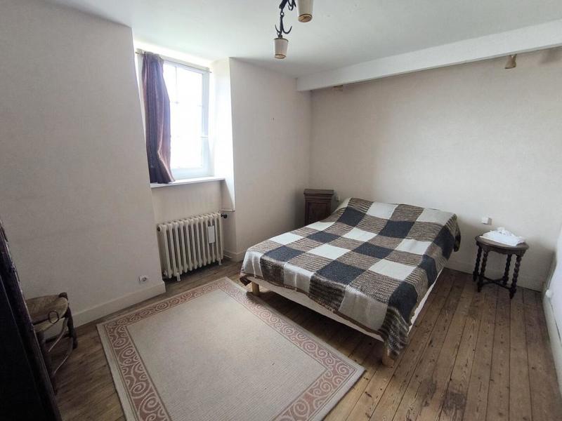 Maison - 315 m² - 13 pièces