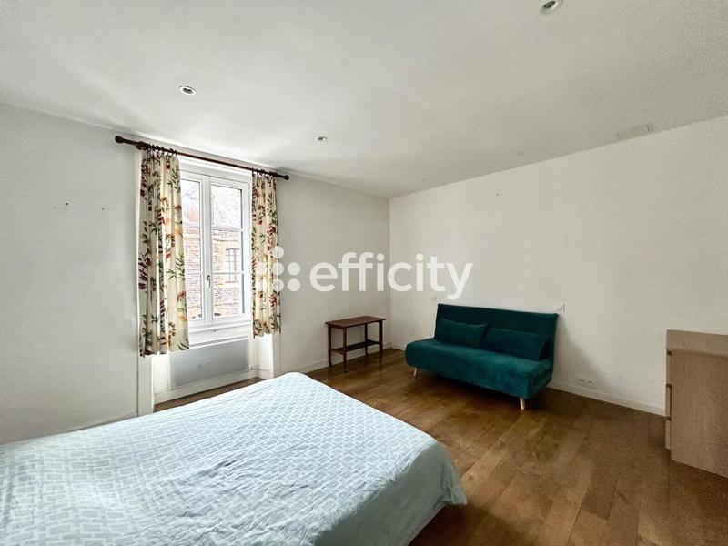 Maison - 143 m² - 7 pièces