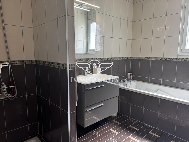 Villa - 158 m² - 6 pièces