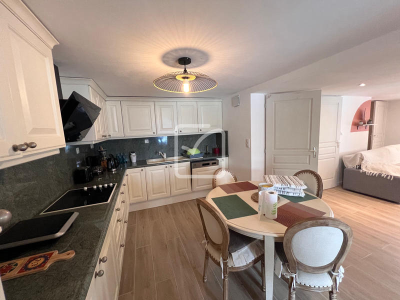 Maison - 146 m² - 7 pièces