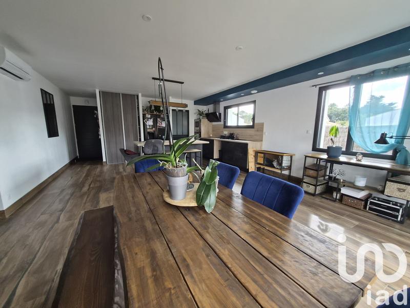 Maison - 111 m² - 6 pièces