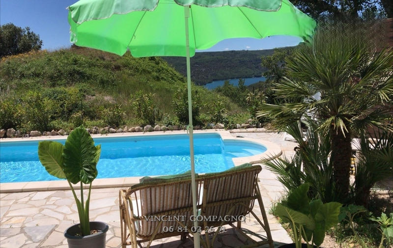 Maison - 108 m² - 4 pièces