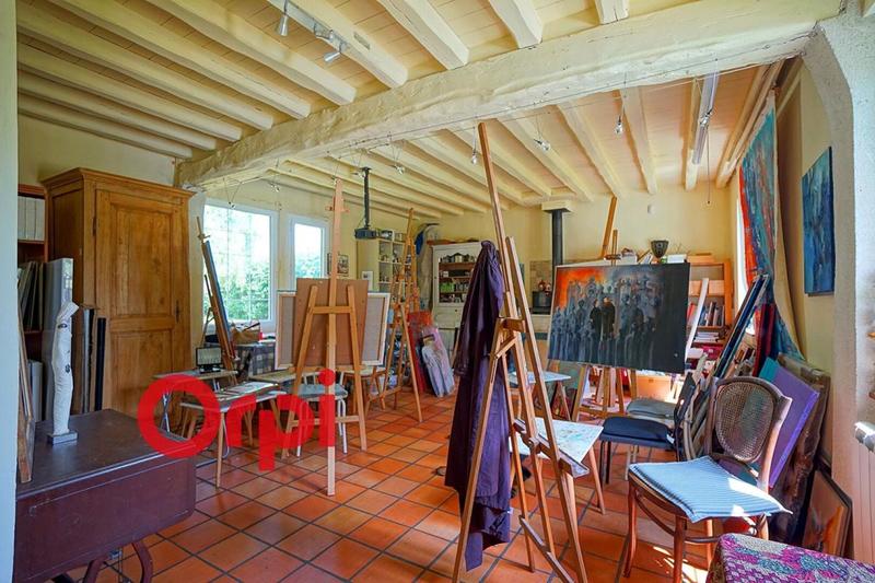 Maison - 220 m² - 9 pièces