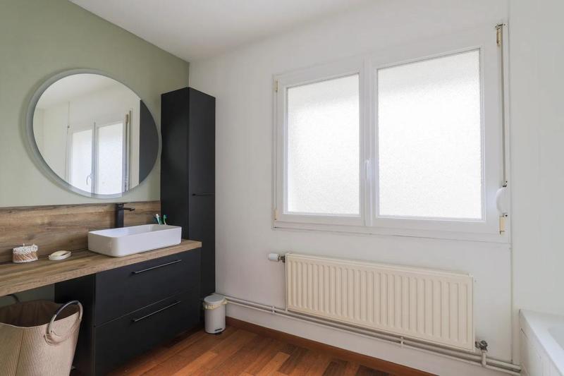 Maison - 120 m² - 6 pièces