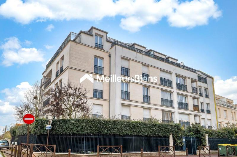 Appartement - 81 m² - 4 pièces
