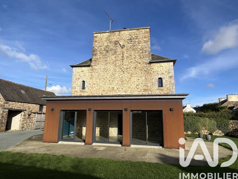 Maison - 225 m² - 10 pièces