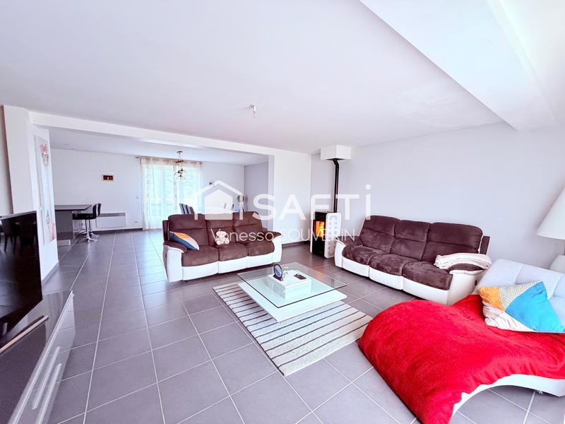 Maison - 158 m² - 7 pièces