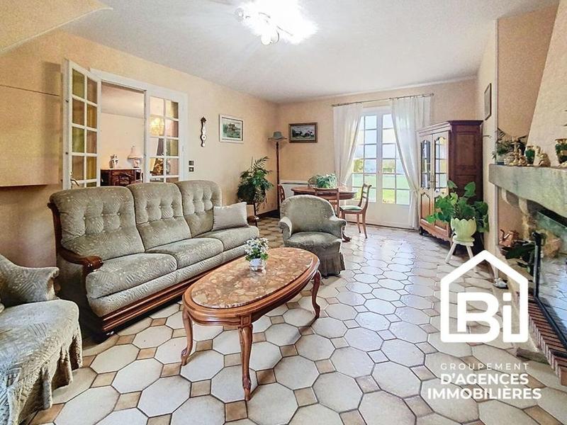 Maison - 140 m² - 6 pièces