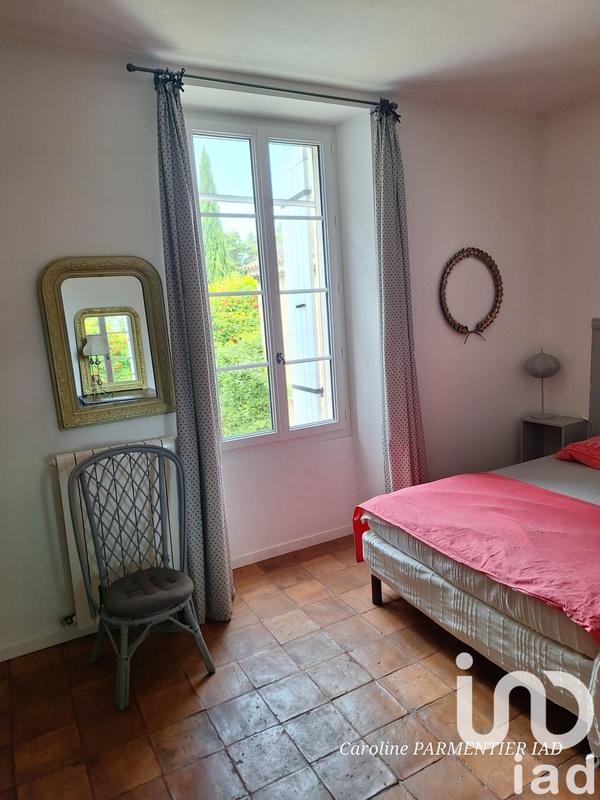 Maison - 460 m² - 10 pièces