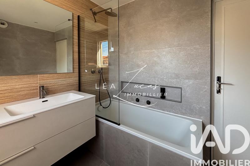 Appartement - 102 m² - 4 pièces