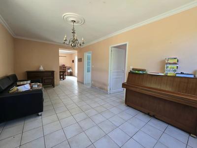 Maison - 138 m² - 7 pièces