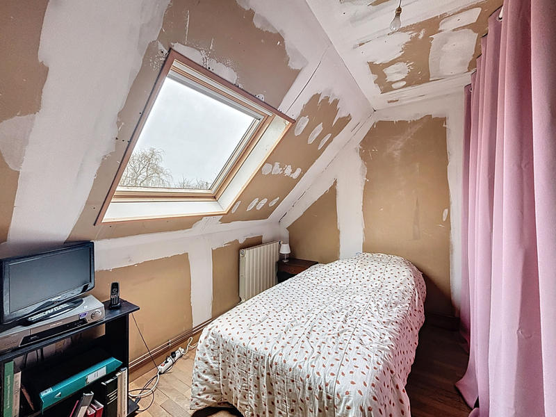 Maison - 99 m² - 4 pièces