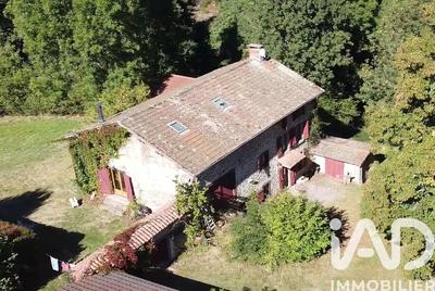 Maison de campagne - 367 m² - 13 pièces