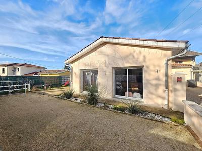 Maison - 89 m² - 4 pièces