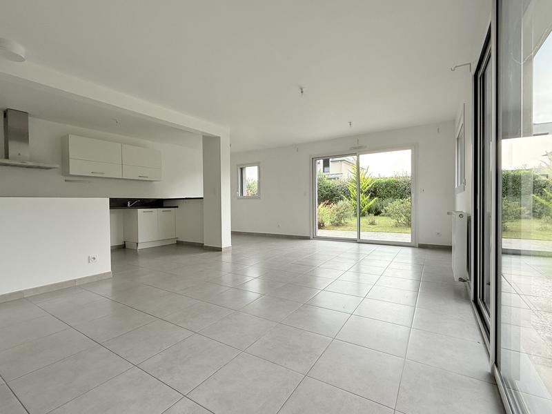 Maison contemporaine - 118 m² - 5 pièces