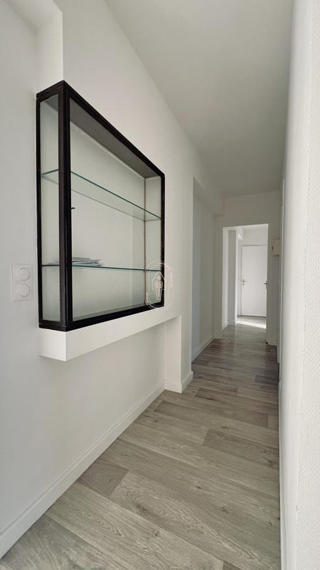 Appartement - 97 m² - 3 pièces