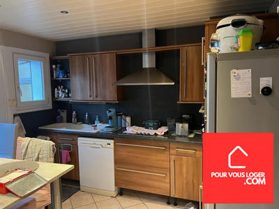 Maison - 90 m² - 5 pièces