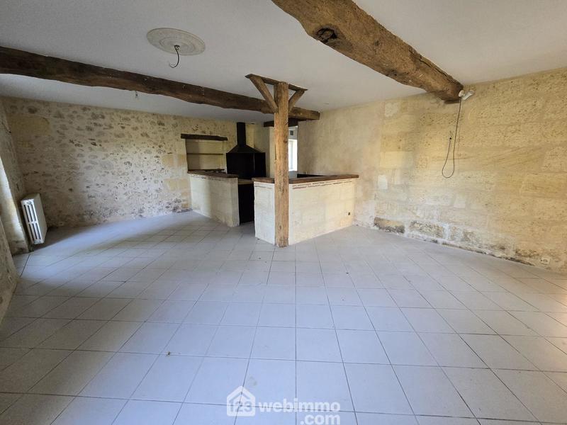 Maison - 331 m² - 10 pièces