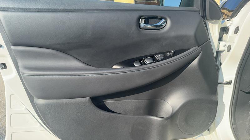 Nissan Leaf II 150 40 kWh n-Connecta - Première main Entretien constructeur