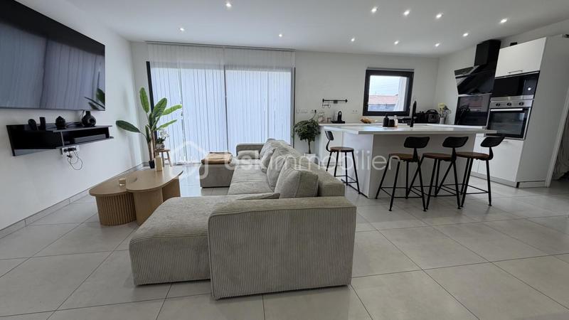 Maison - 100 m² - 4 pièces