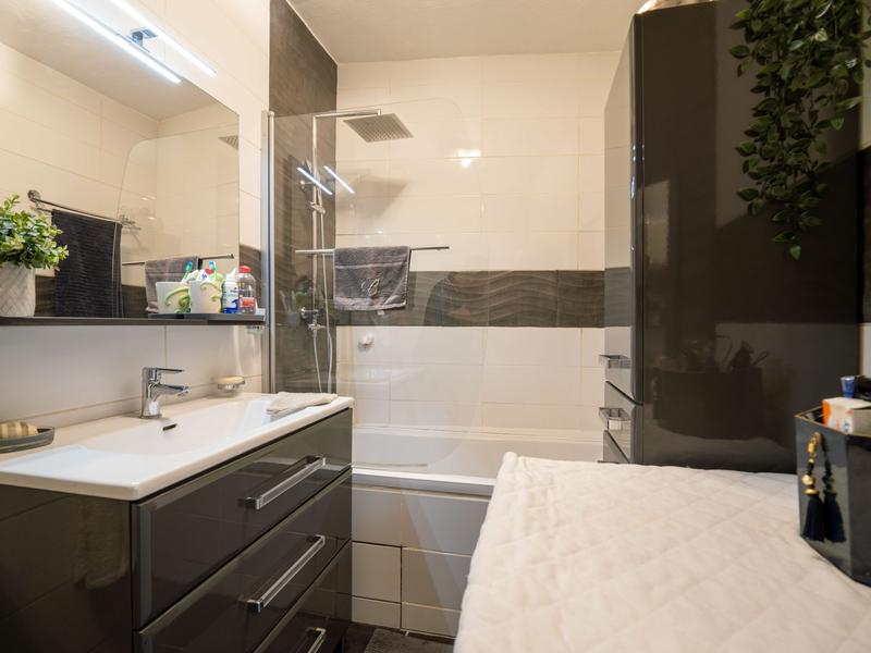 Appartement - 81 m² - 4 pièces