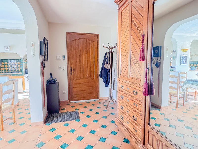 Maison - 166 m² - 6 pièces