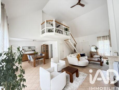 Maison - 142 m² - 6 pièces