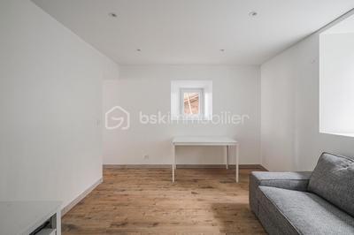 Maison - 102 m² - 4 pièces