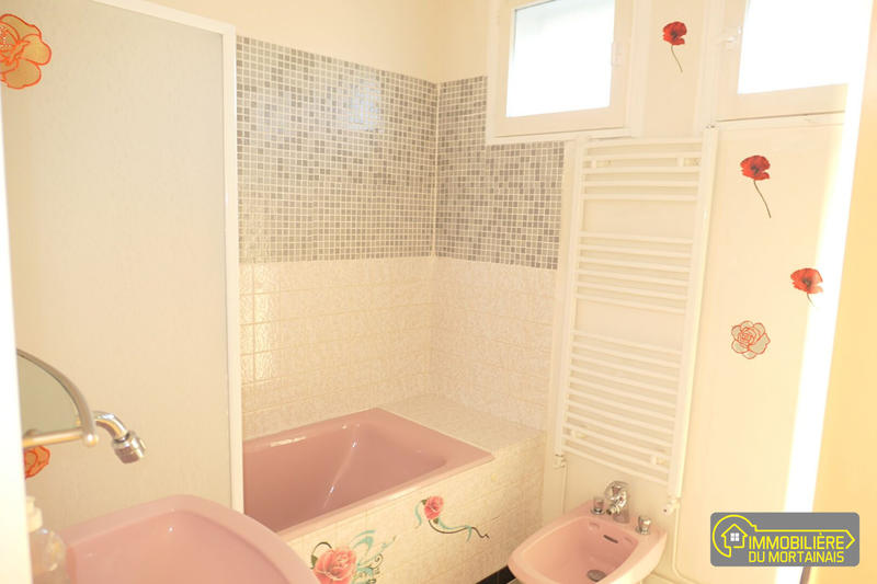 Maison - 90 m² - 4 pièces